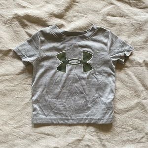 Under Armour Baby Boy Toddler Athletic Short Sleeve Shirt Top 12 Months Grey